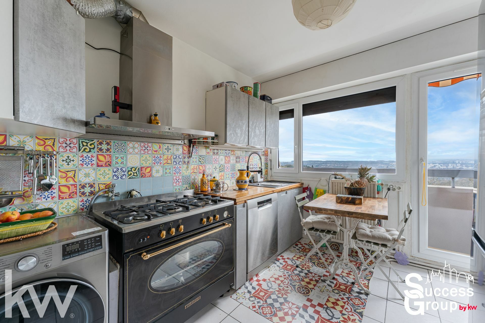 RILLIEUX LA PAPE – Appartement T2 de 50 m² avec balcons et cave