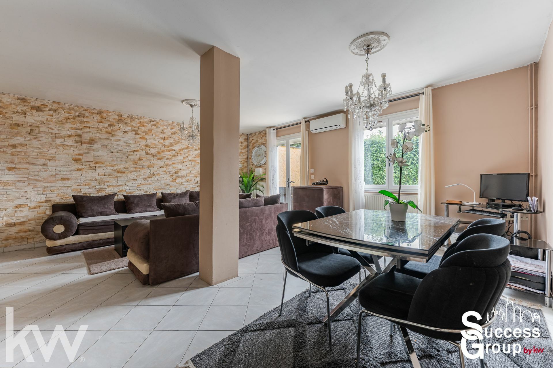 VENISSIEUX – Maison 4 pièces de 98 m² avec terrasse, jardin et garage