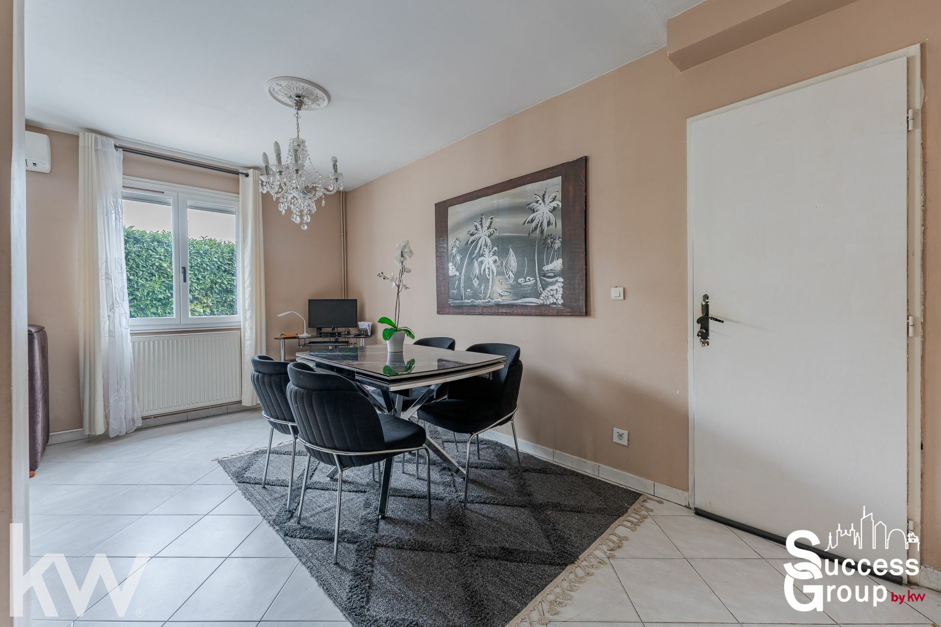 VENISSIEUX – Maison 4 pièces de 98 m² avec terrasse, jardin et garage