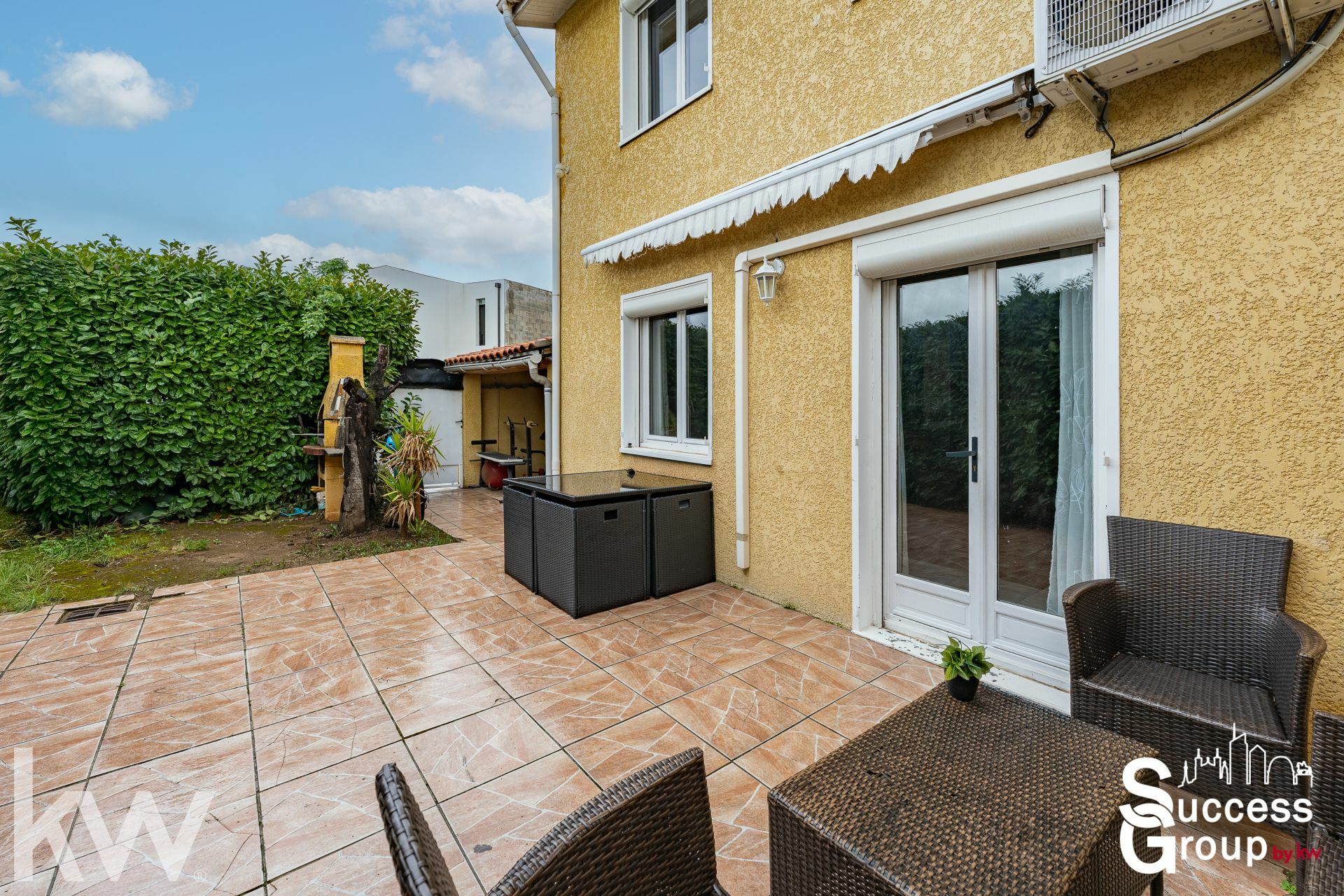 VENISSIEUX – Maison 4 pièces de 98 m² avec terrasse, jardin et garage
