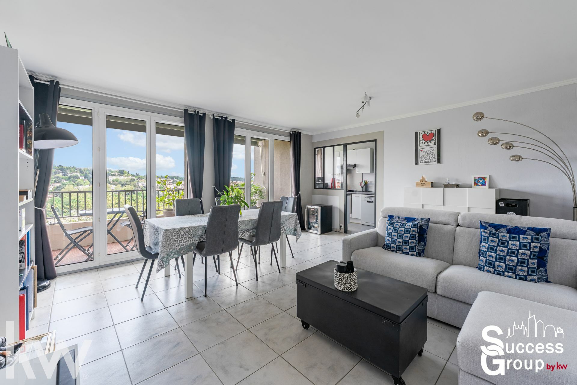 ECULLY – Appartement 4 pièces de 81 m² avec balcon et cave