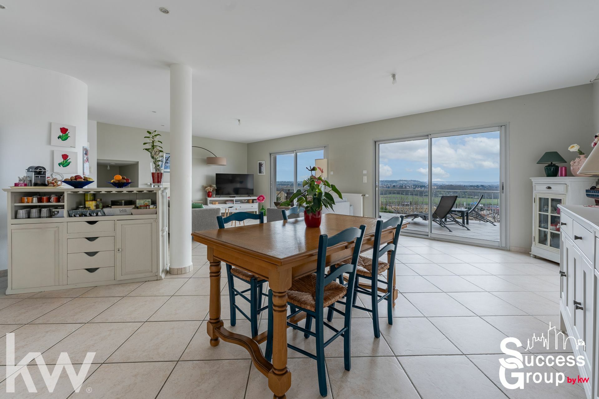 ANSE – Maison 6 pièces d’environ 160m² avec jardin, terrasse et garage
