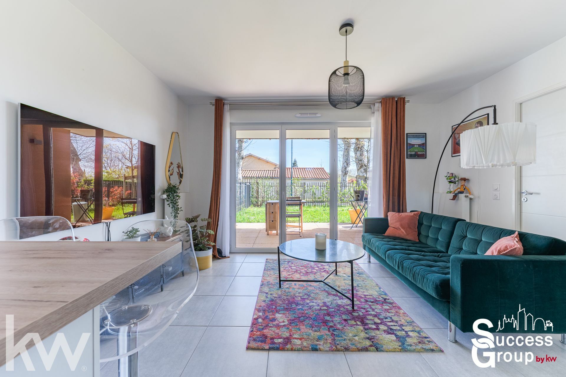 MIRIBEL – Appartement T2 de 41 m² avec terrasse, jardin et garage