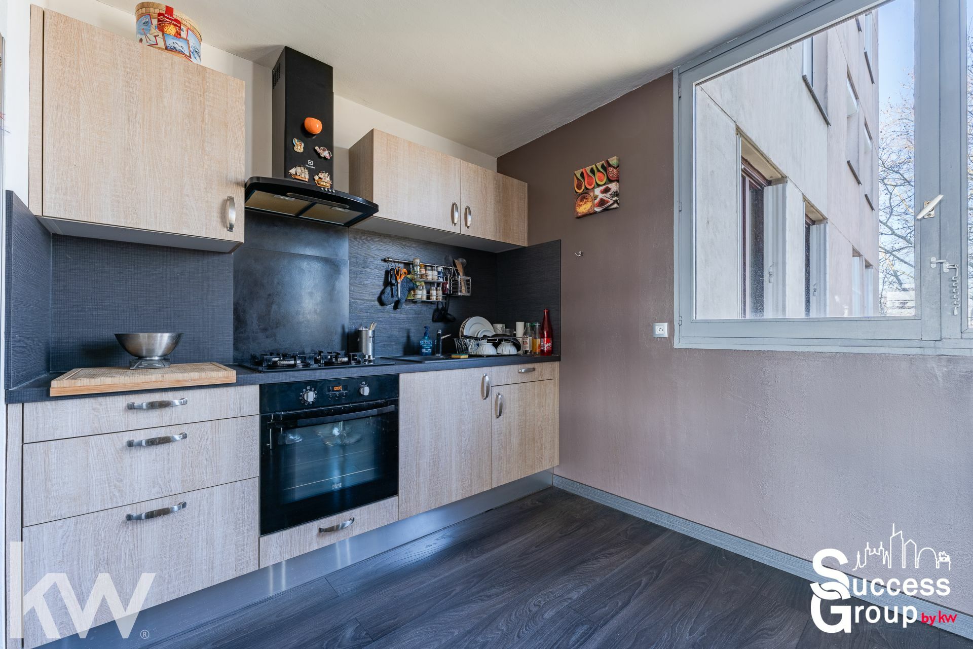 VAULX EN VELIN – Appartement T3 de 85 m² avec terrasse, cave et garage