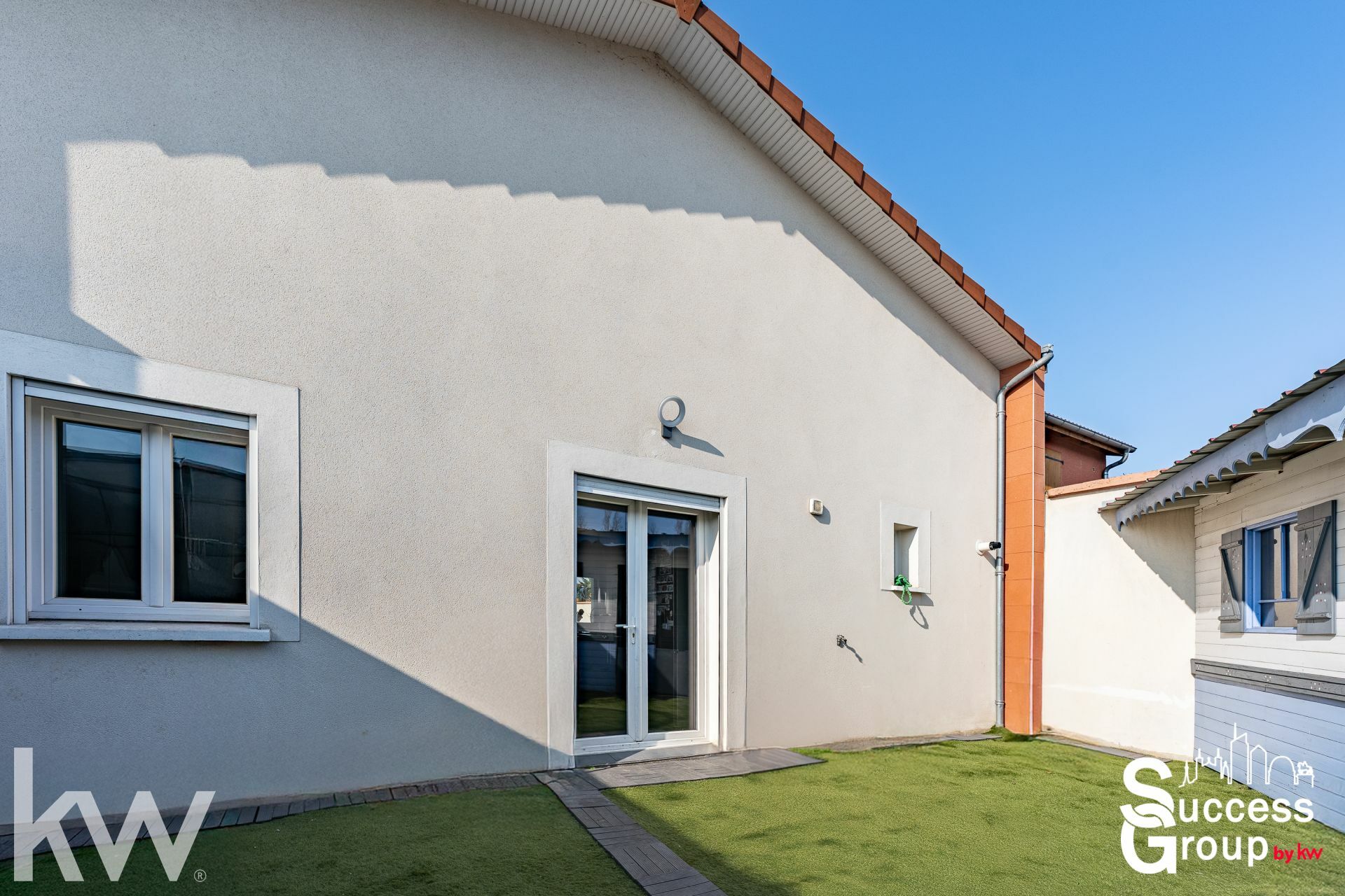 VILLEURBANNE – Maison T5 de 121 m² avec bel extérieur de 90 m²