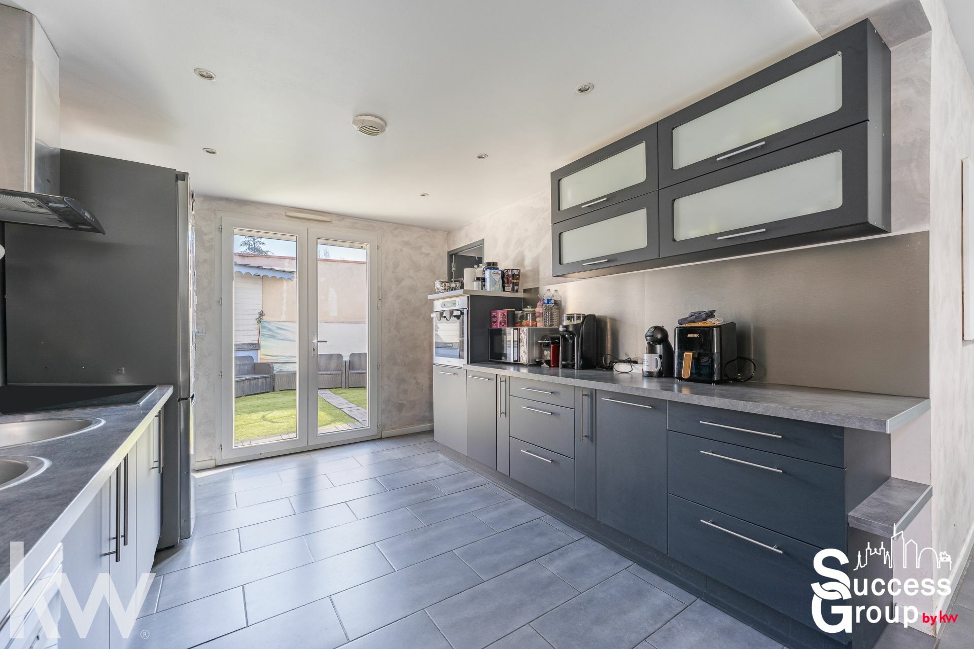 VILLEURBANNE – Maison T5 de 121 m² avec bel extérieur de 90 m²