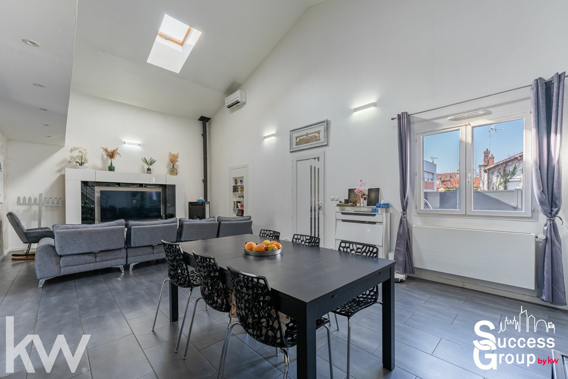VILLEURBANNE – Maison T5 de 121 m² avec bel extérieur de 90 m²