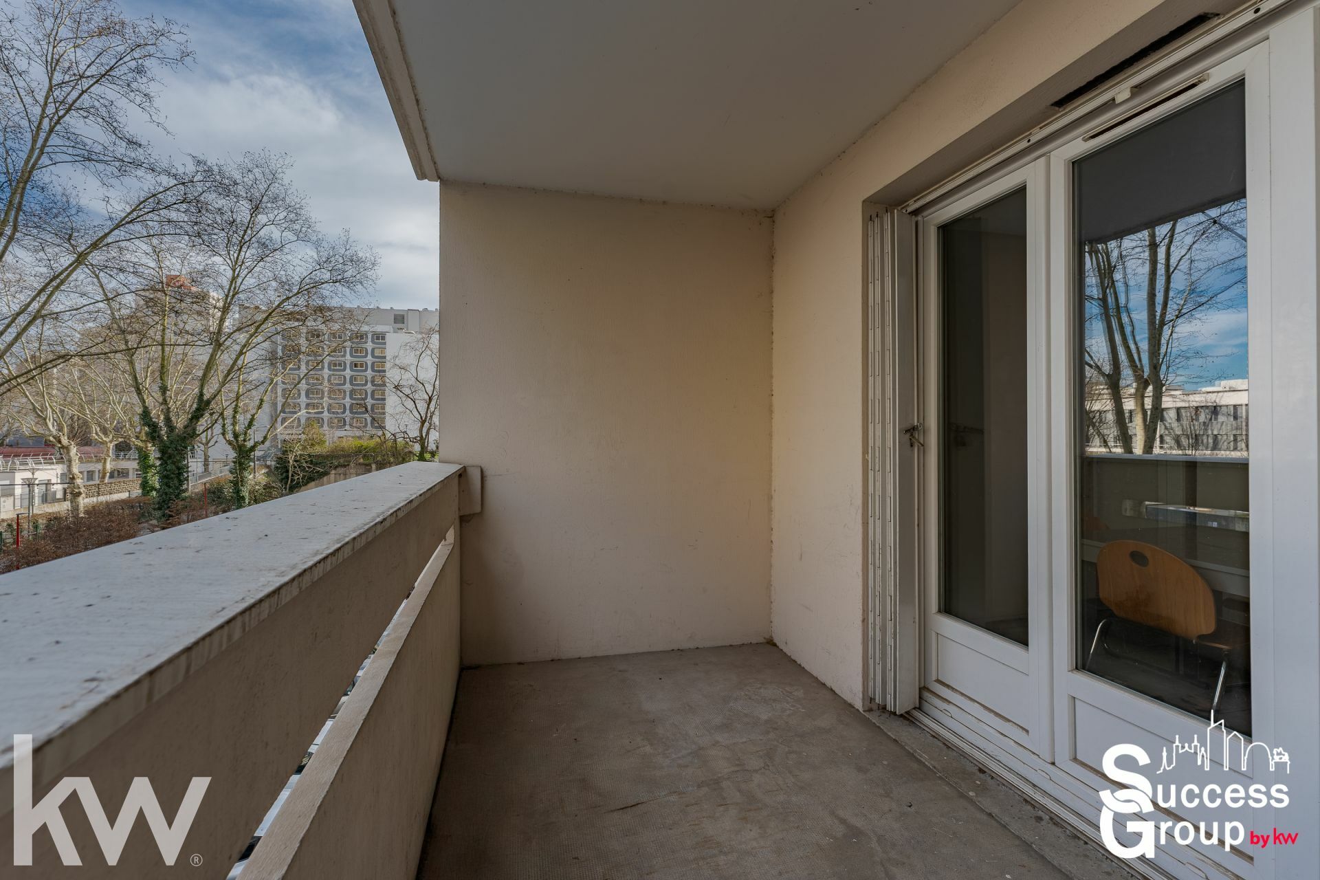 VILLEURBANNE – Appartement 3 pièces avec balcon, cave et garage