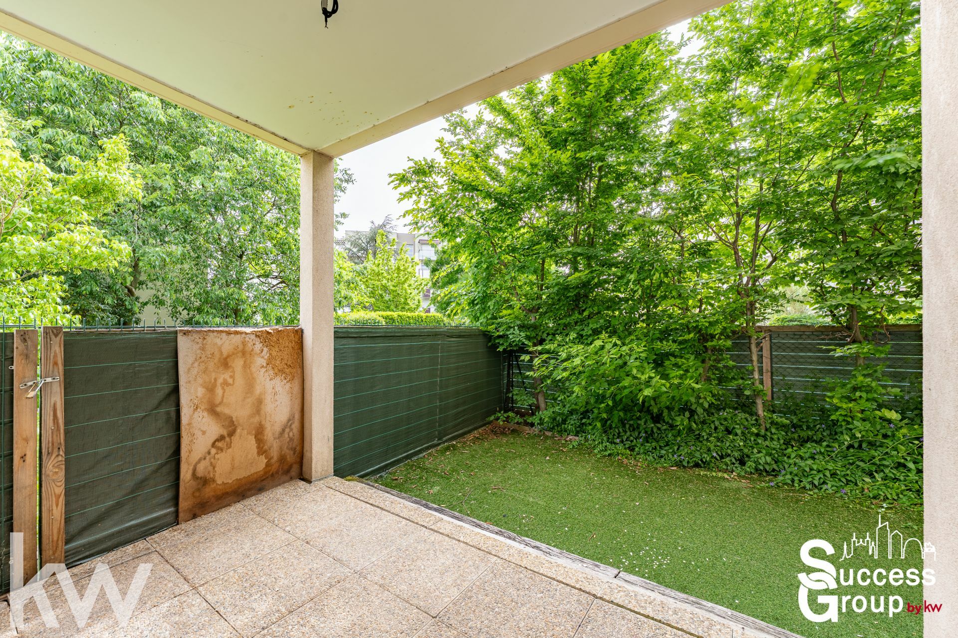 VAULX EN VELIN – Appartement T3 de 60 m² avec terrasse et jardin